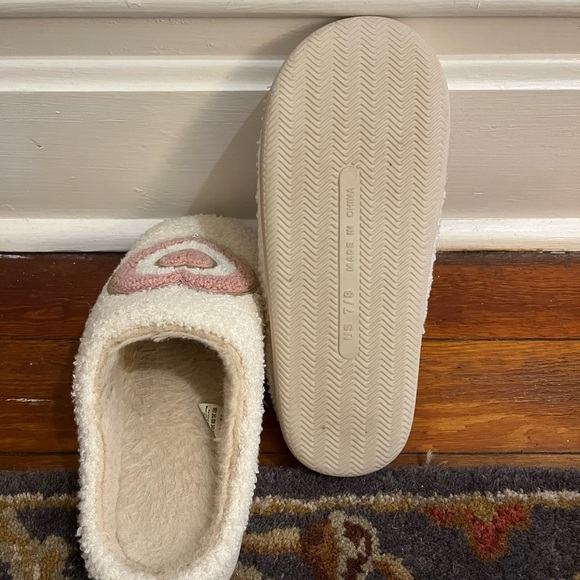 Girls Slippers - Picture 2 of 3